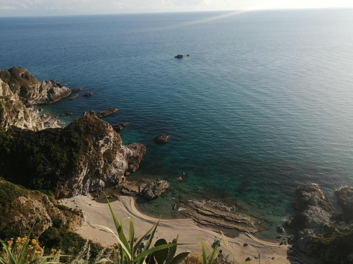 B&B Villa Regina Santa Domenica  Bagian luar foto