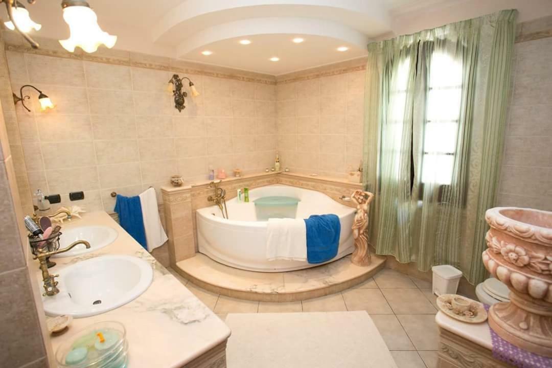B&B Villa Regina Santa Domenica  Bagian luar foto